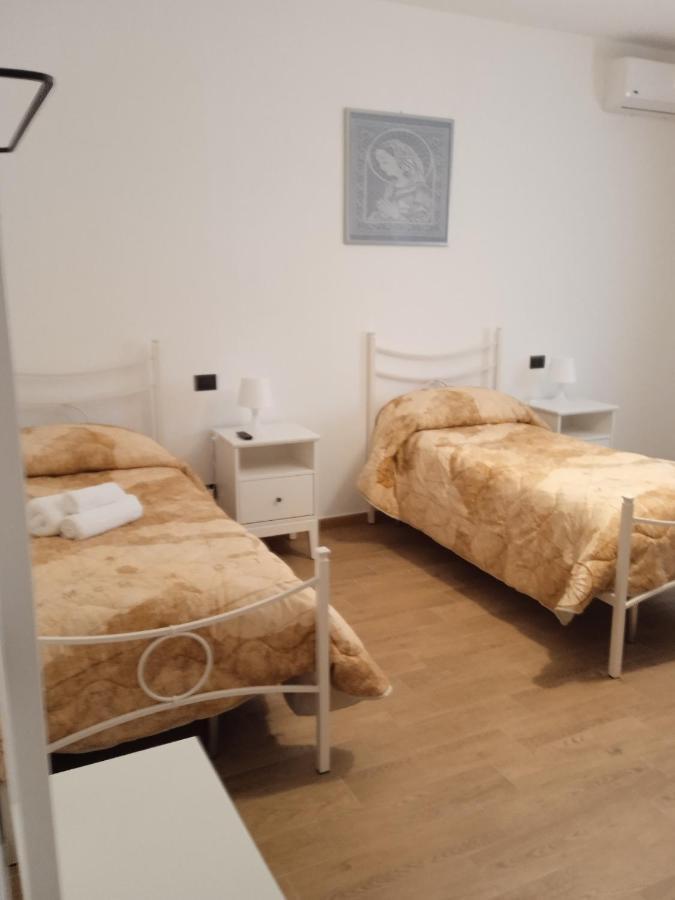 Bed And Breakfast Il Sole -Cinquefrondi Exterior foto